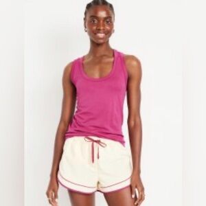 Fluid Seamless Fitted Tank Top L